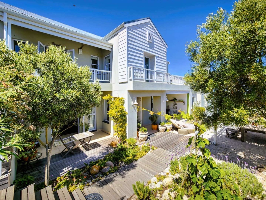 4 Bedroom Property for Sale in Big Bay Western Cape